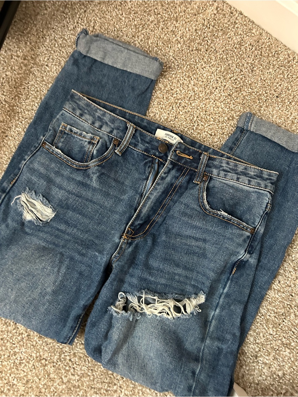 Forever 21 Los Angeles Destroyed ripped denim jean